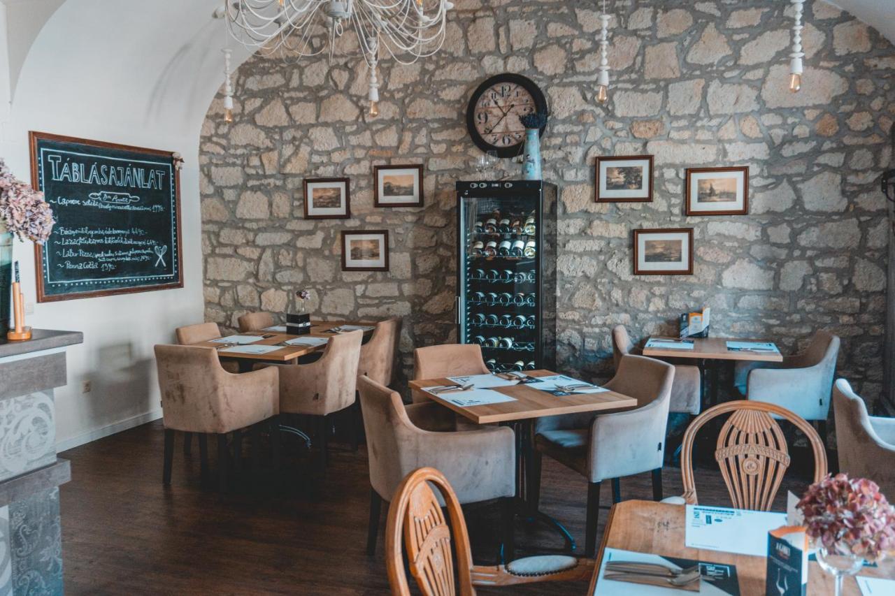 Labor Kvartely Hotel Tokaj Bagian luar foto